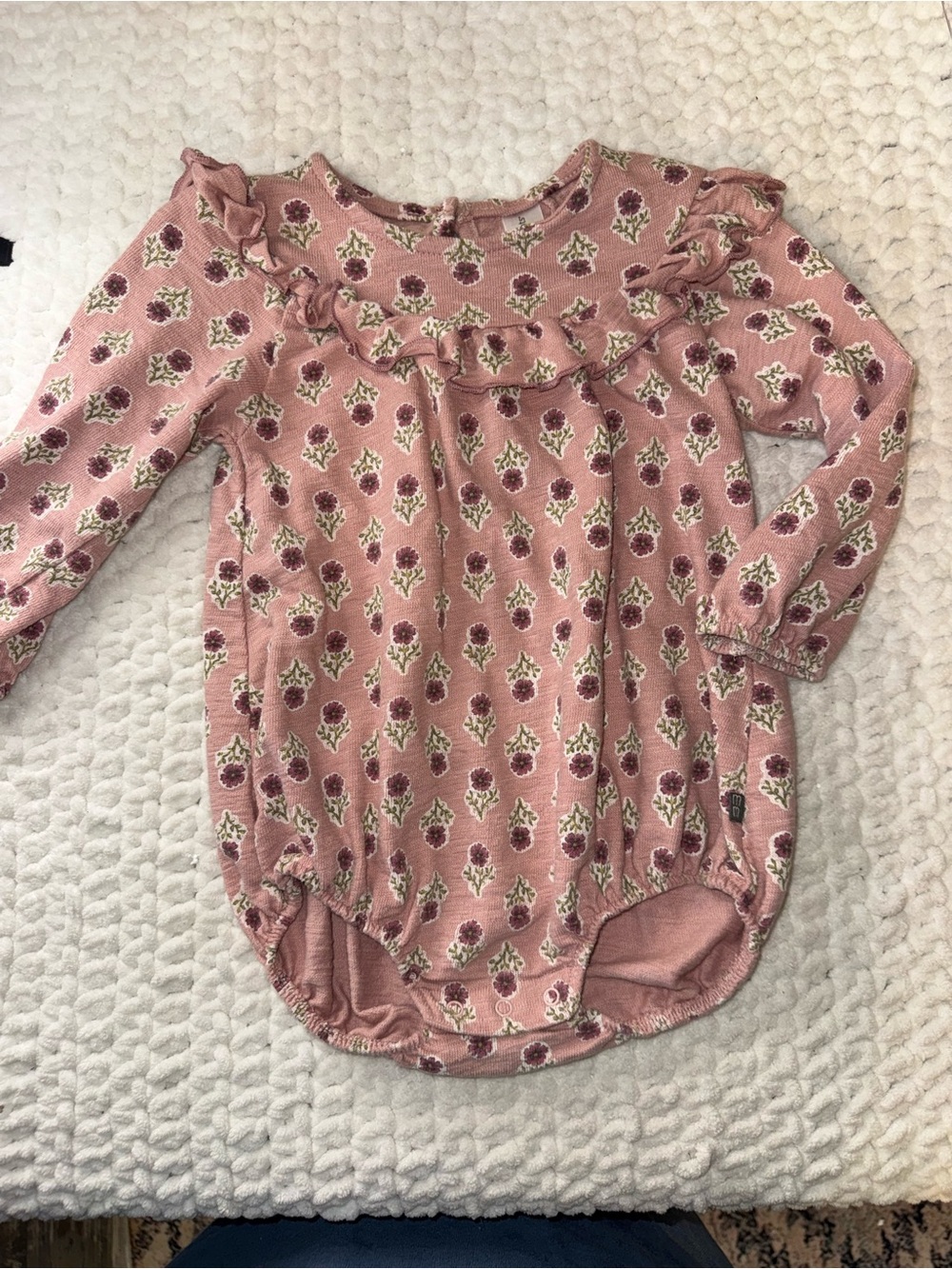 Baby Girls Long-Sleeve Floral Ruffle Bodysuit - Pink
